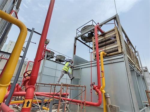 中央空調用的冷卻塔的作用,中央空調的冷卻塔和水泵的作用